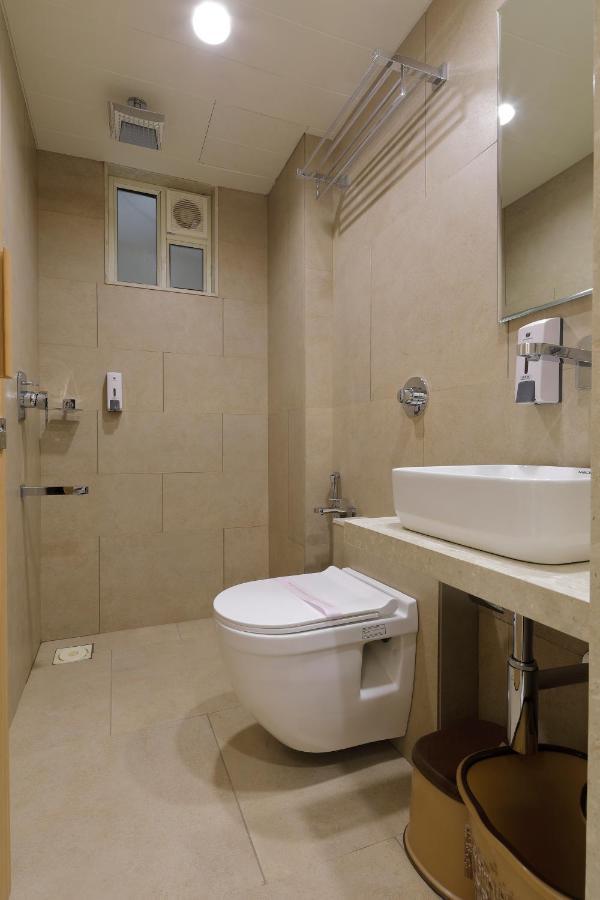 Hotel Elysian Residency Ahmedabad Exterior photo