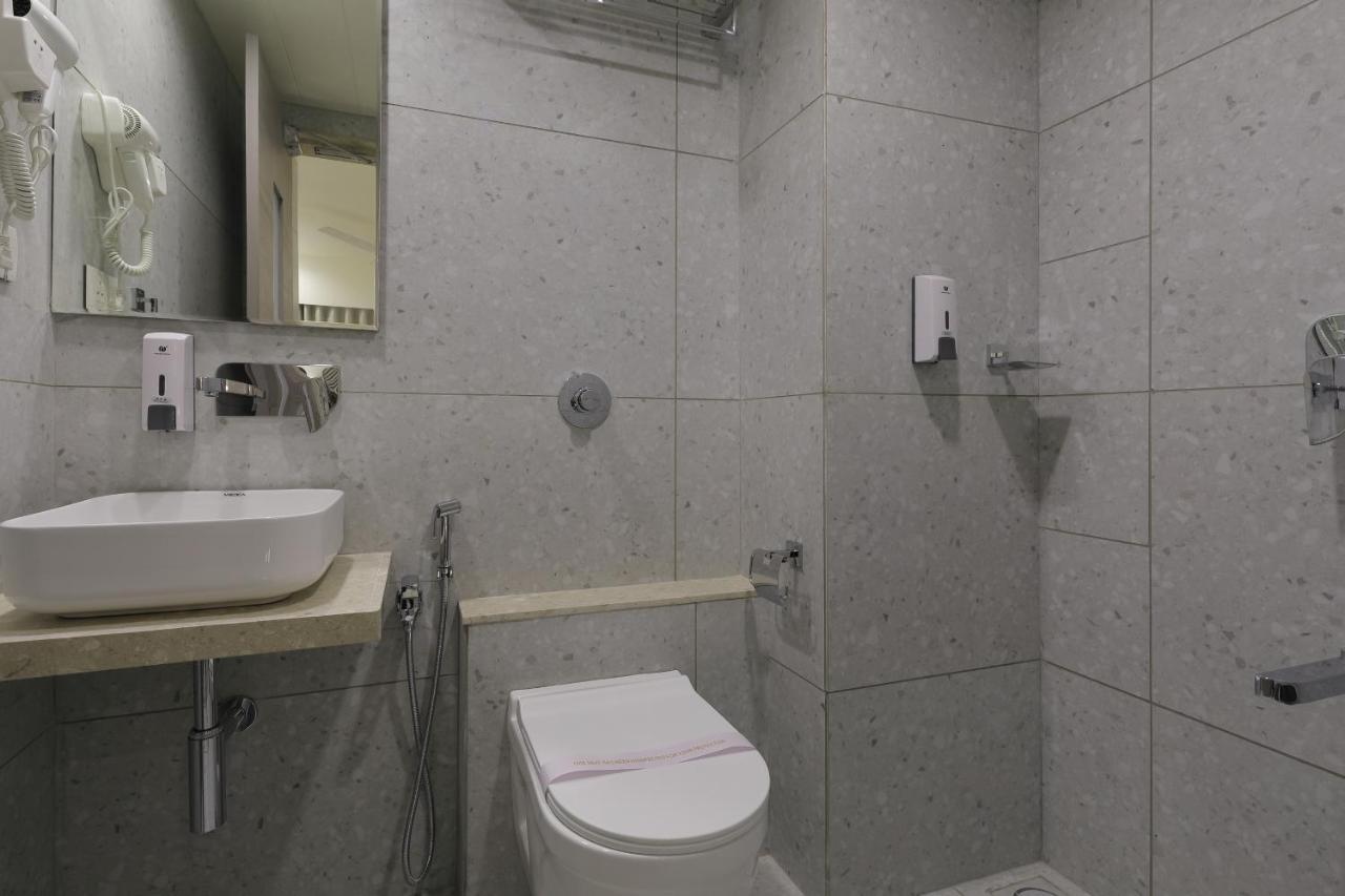 Hotel Elysian Residency Ahmedabad Exterior photo